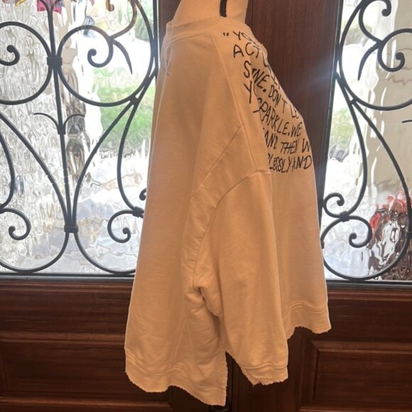 This is a Robin Embroidered Quote Sweatshirt - Picture 6 of 9